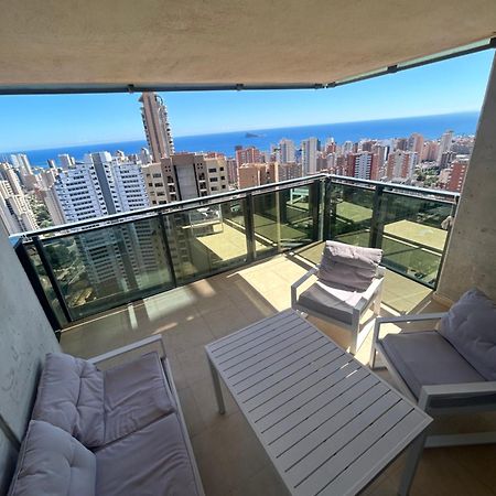 Kronos Apartment بينايدورم المظهر الخارجي الصورة