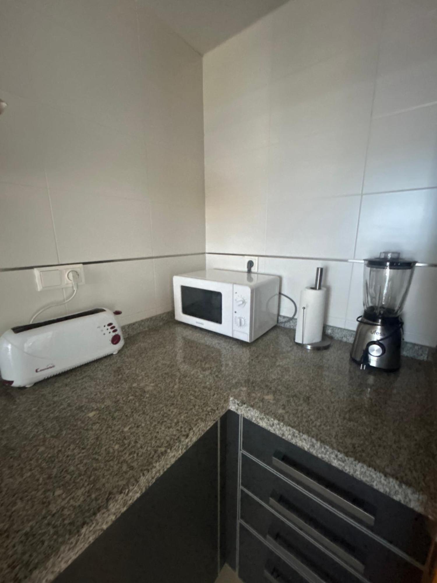 Kronos Apartment بينايدورم المظهر الخارجي الصورة