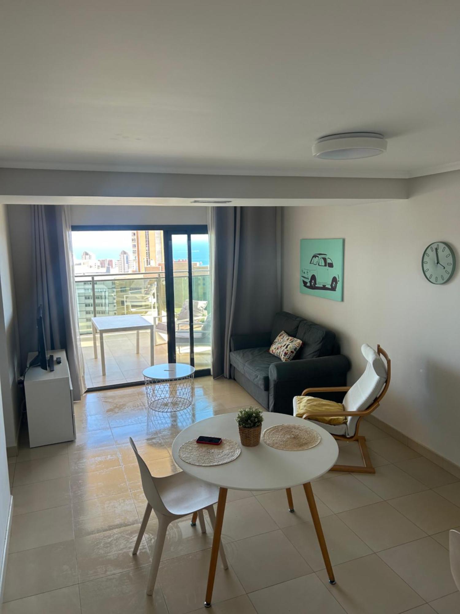 Kronos Apartment بينايدورم المظهر الخارجي الصورة