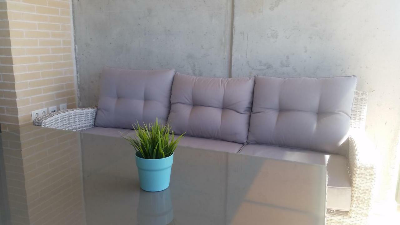 Kronos Apartment بينايدورم المظهر الخارجي الصورة