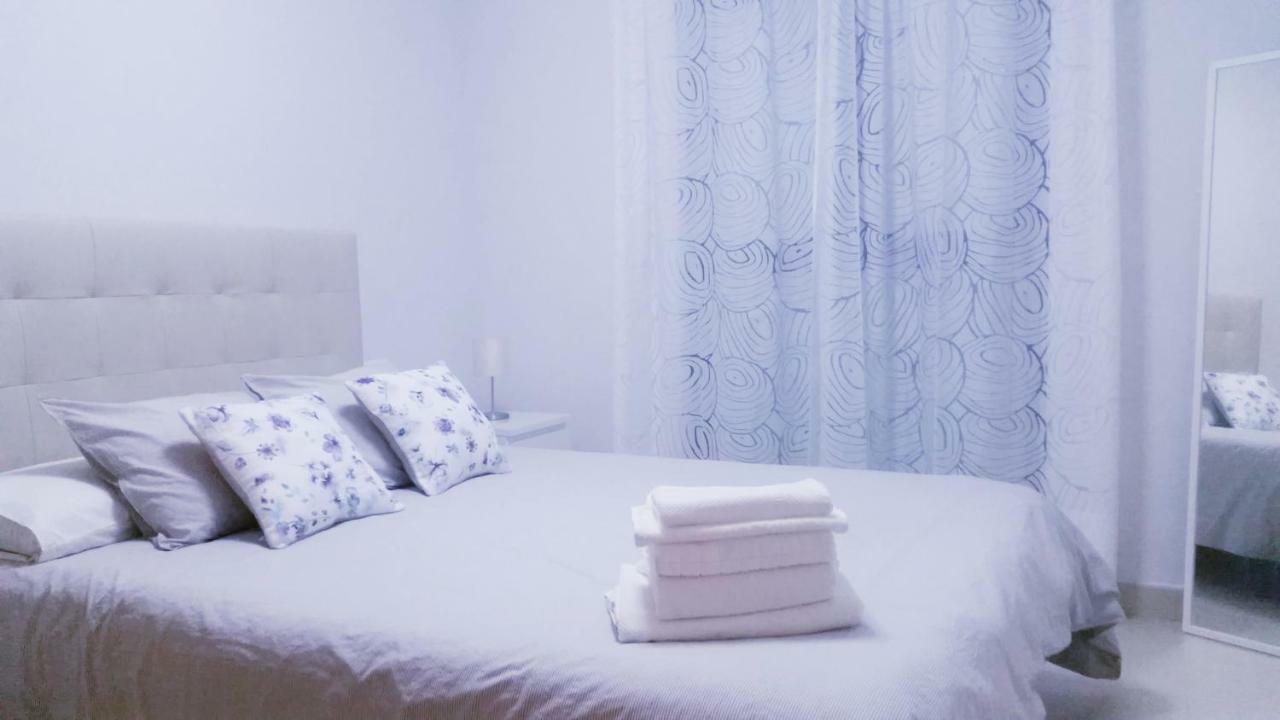 Kronos Apartment بينايدورم المظهر الخارجي الصورة