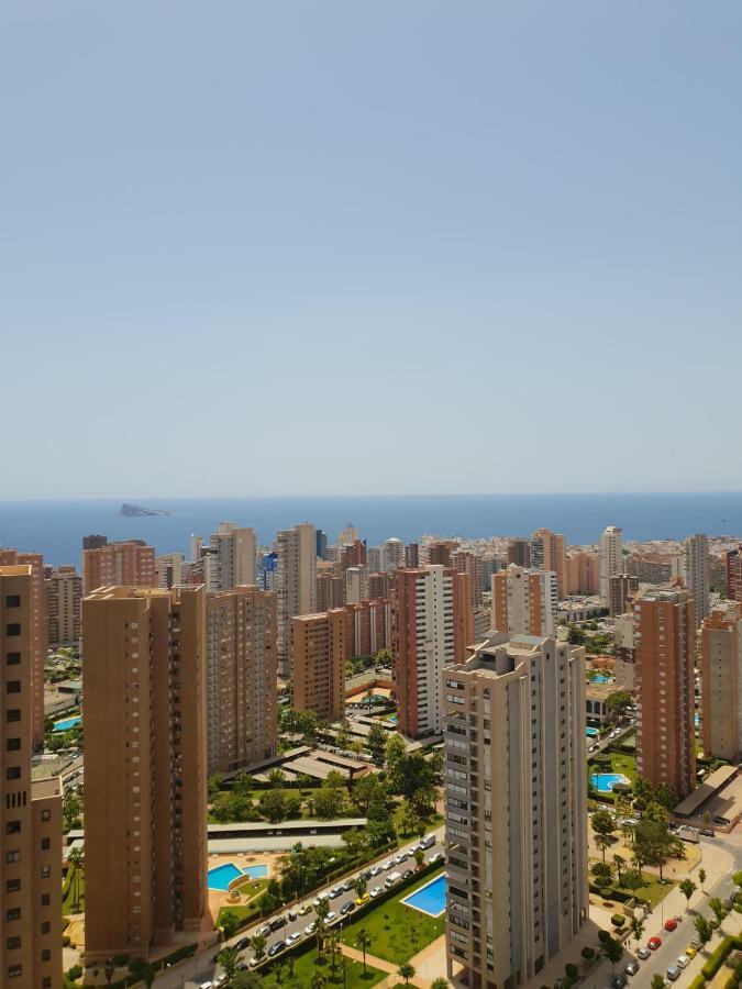 Kronos Apartment بينايدورم المظهر الخارجي الصورة
