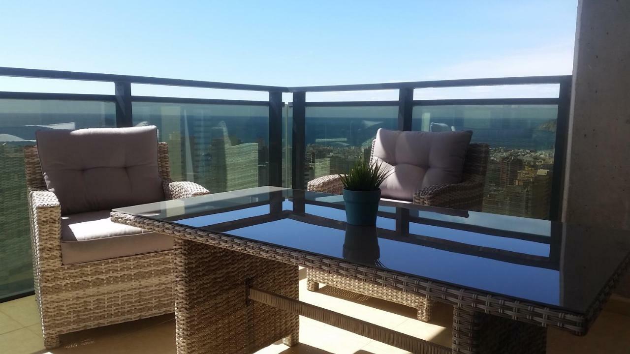 Kronos Apartment بينايدورم المظهر الخارجي الصورة